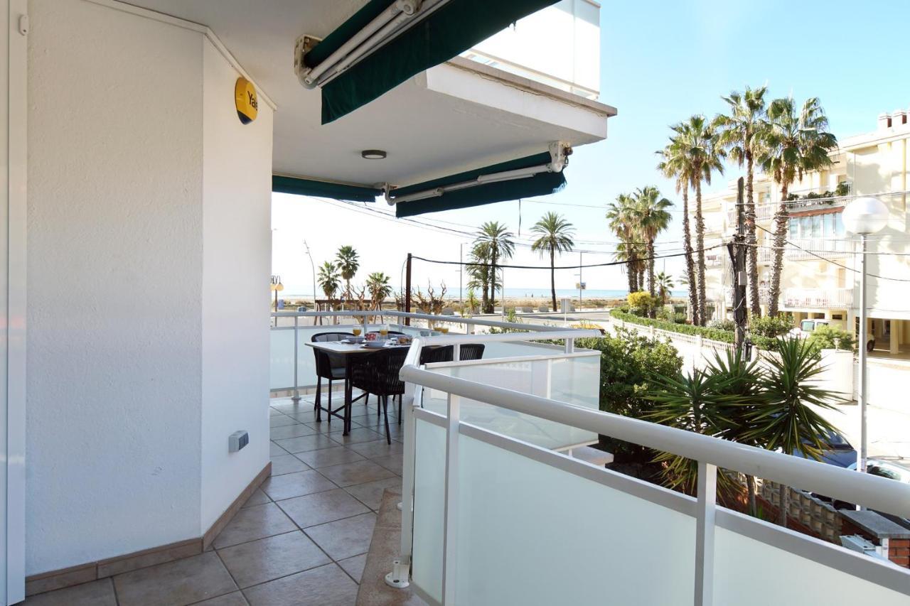 Beach Club House Lejlighed Castelldefels Eksteriør billede